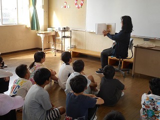 yomikikase5gatsu (2).jpg